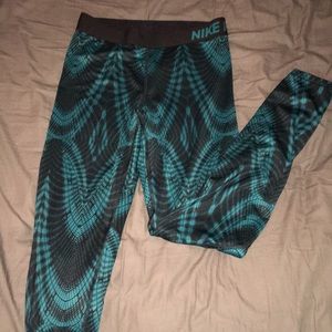 Nike Pro printed leggings